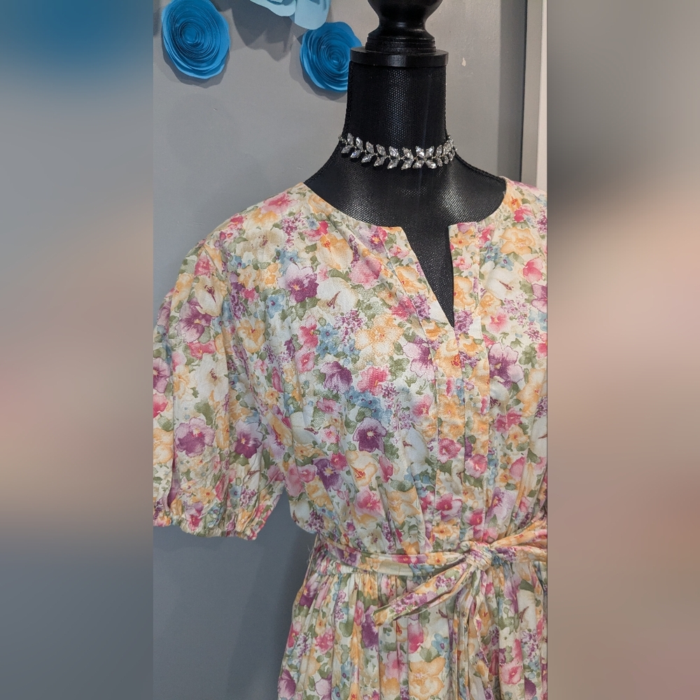 Hayden Meredith Floral Dress - Picture 3 of 4